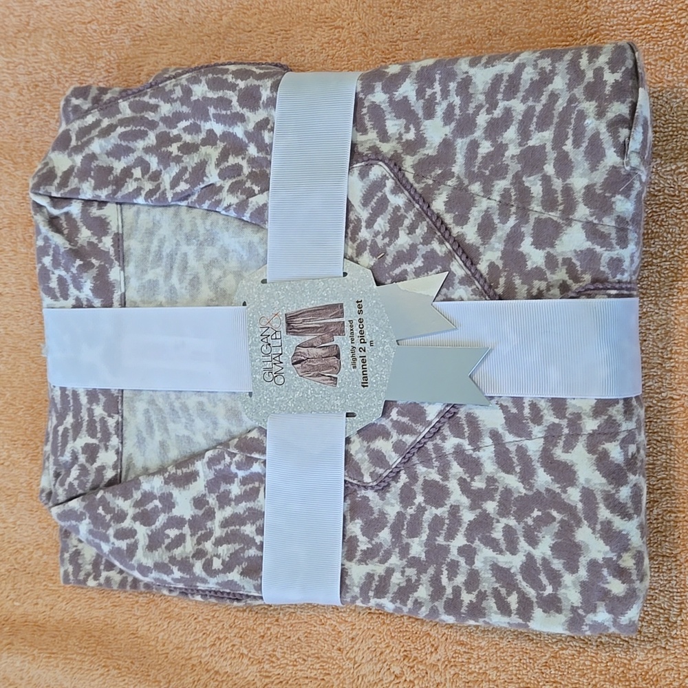 2 PC flannel pajama set
